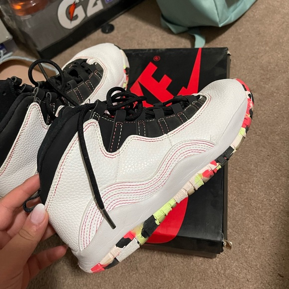 Air Jordan 10 - Picture 2 of 9